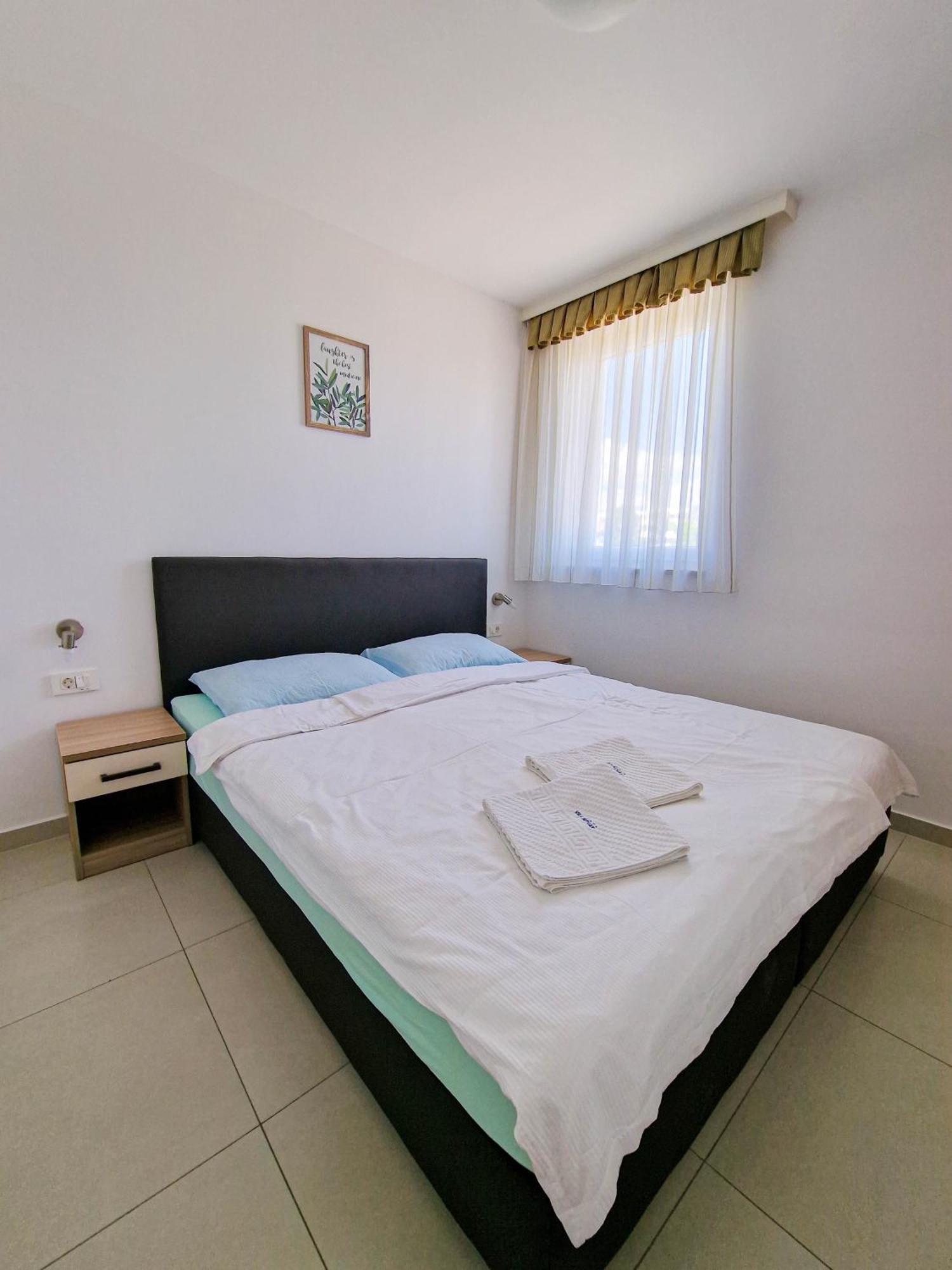 Vila Novak โนวาลยา ภายนอก รูปภาพ