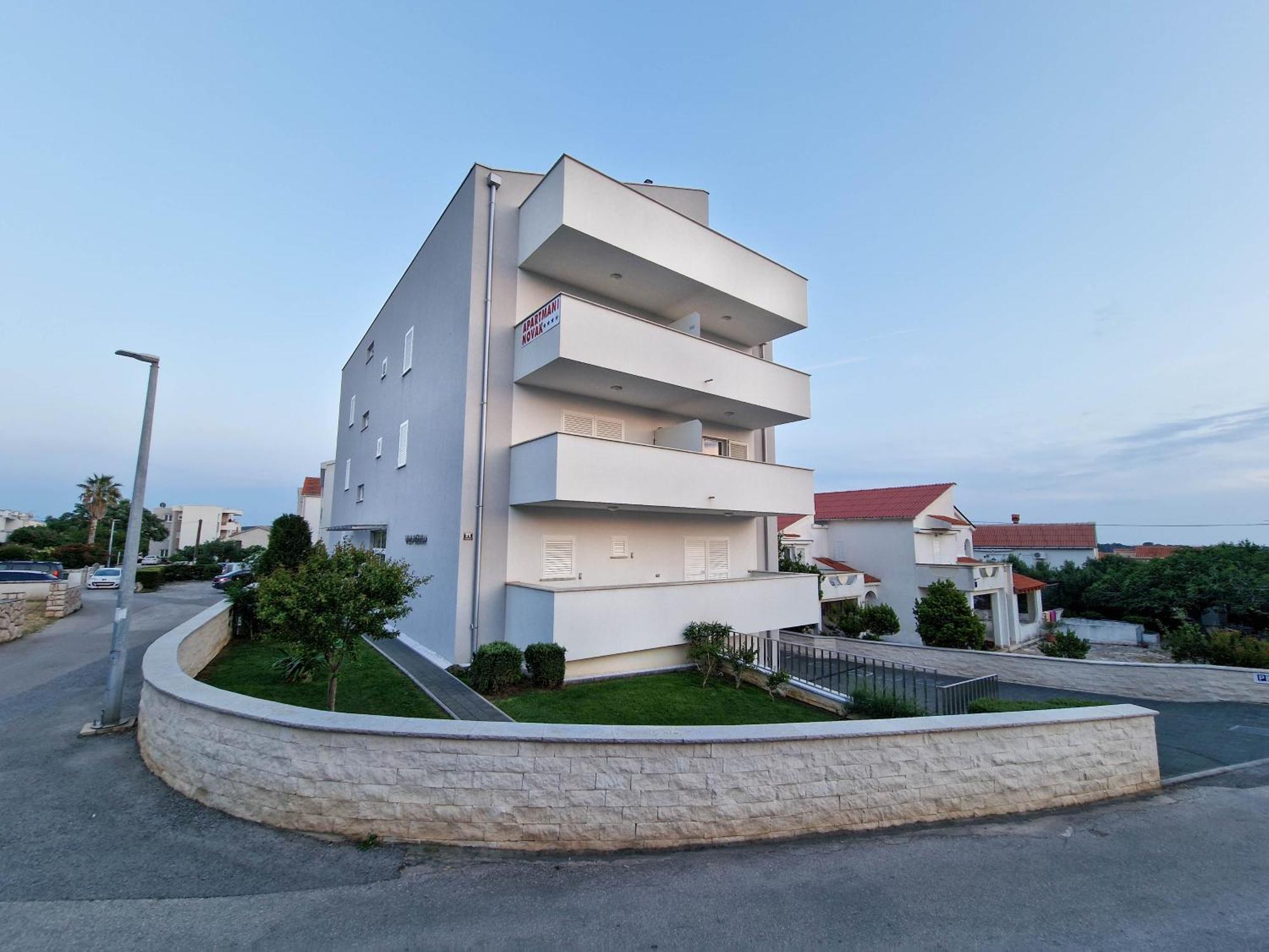 Vila Novak โนวาลยา ภายนอก รูปภาพ