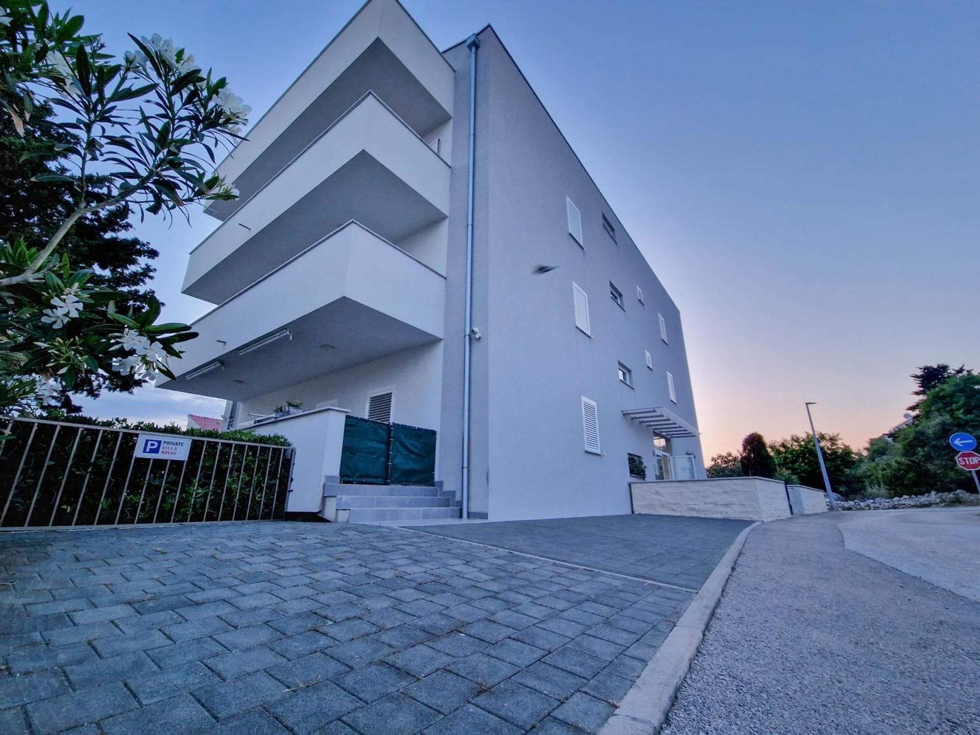 Vila Novak โนวาลยา ภายนอก รูปภาพ