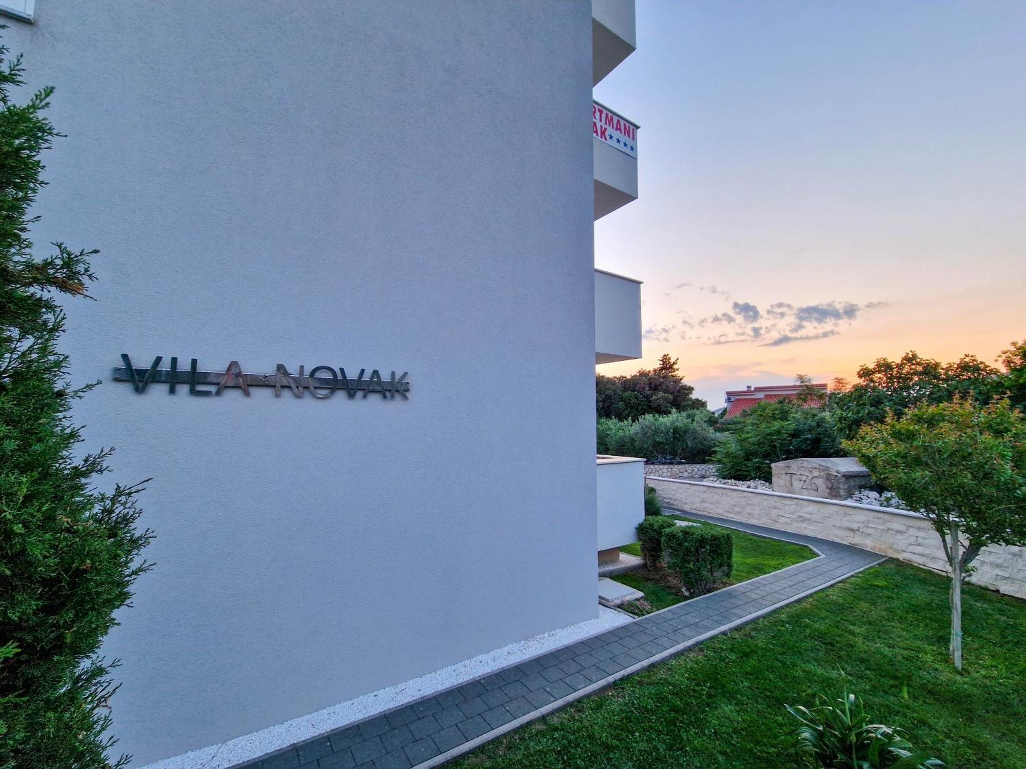 Vila Novak โนวาลยา ภายนอก รูปภาพ
